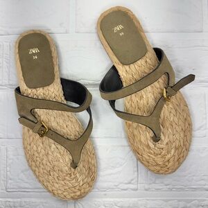Zara Shoes | Nwt Zara Suede Sandals | Color: Brown/Green |
Size: 36